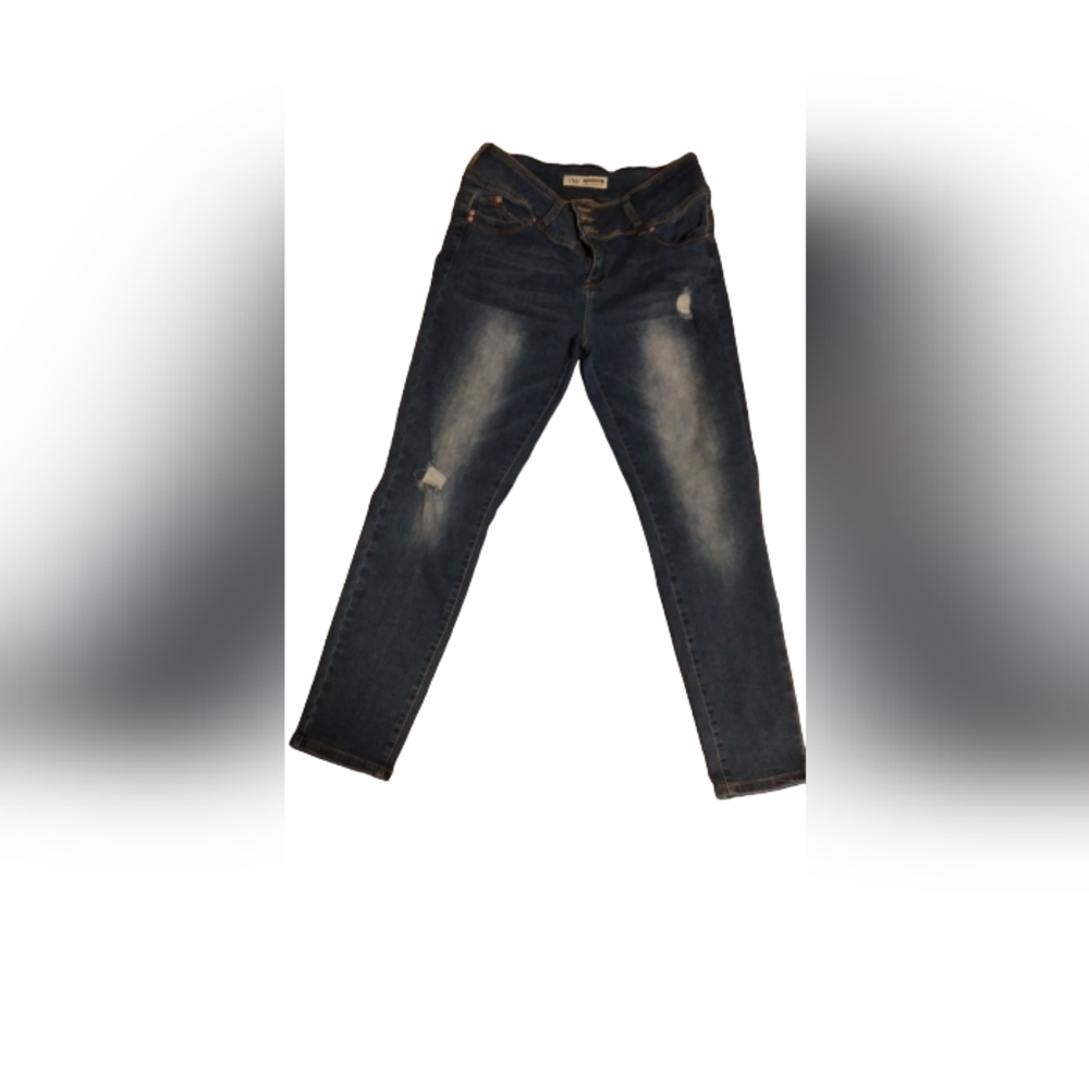 YMI Mid rise 3 button skinny jeans Size 13/31 junior